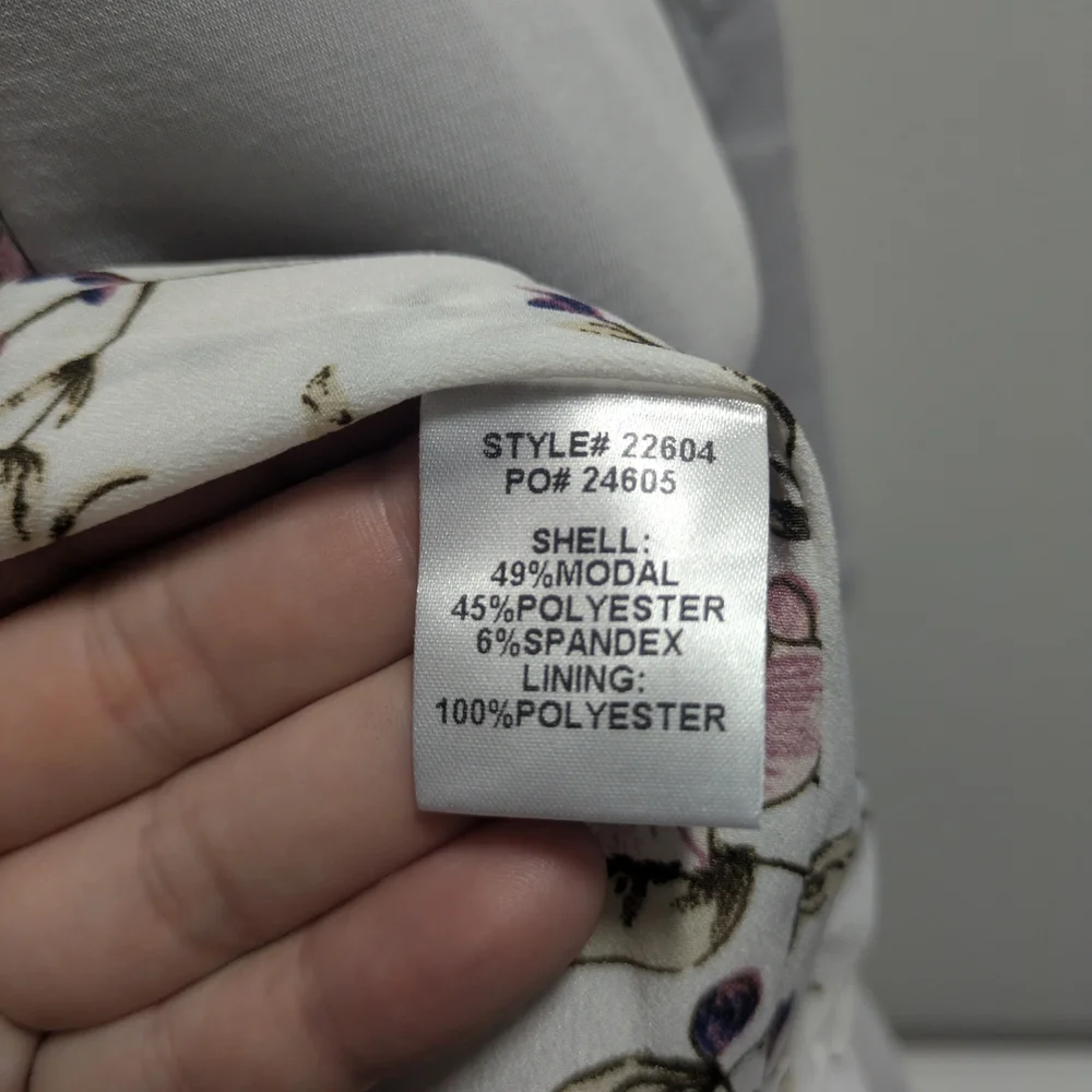 Skies Are Blue Gray Blazer with Notched Lapels and Open Front - Picture 5 of 6